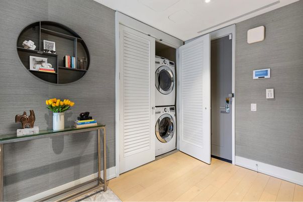 Interior, Recessed Lighting, Utility Closets, Washer, Wood Texture Flooring