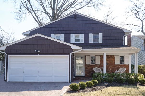 Attached, Exterior, Facade, Brick Facade, American Craftsman