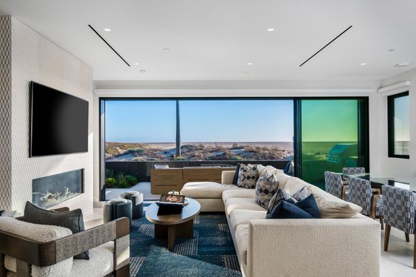Fireplace, Interior, Living room, Recessed Lighting, Water