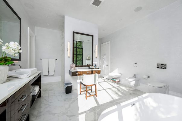 Bathroom, Dual Sink Vanities, Free Standing Baths, Interior, Marble, Recessed Lighting