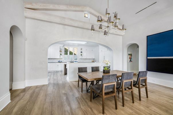 Chandelier, Dining room, Interior, Kitchen, Pendant Lights, Wooden Beams, Wood Texture Flooring