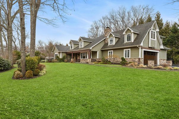 Backyard, Exterior, Facade, Cape Cod