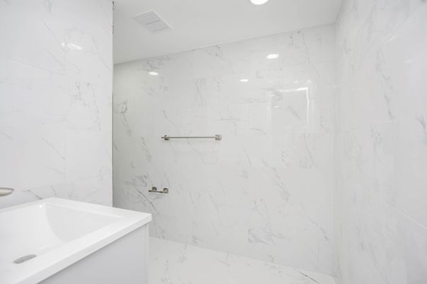 Bathroom, Interior, Marble, Marble Walls, Recessed Lighting