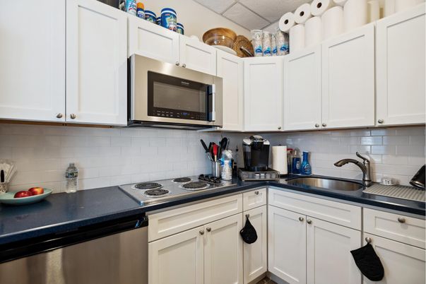 Interior, Kitchen, Stainless Steel Appliances
