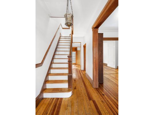Interior, Pendant Lights, Wood Texture Flooring