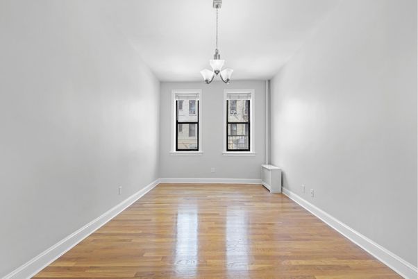 Chandelier, Empty room, Interior, Pendant Lights, Wood Texture Flooring