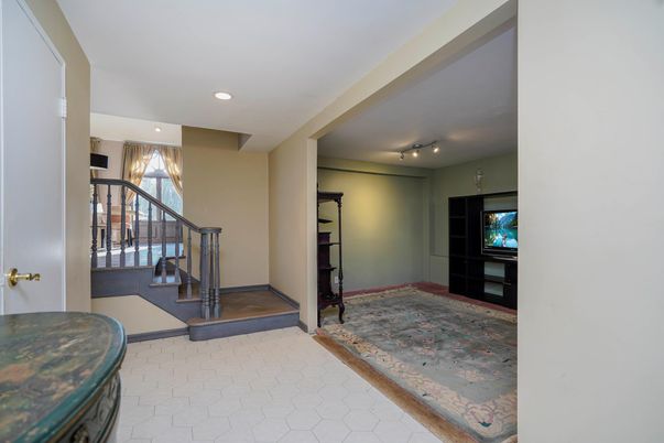 Interior, Recessed Lighting