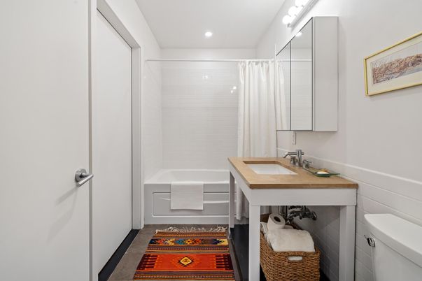 Bathroom, Interior, Recessed Lighting