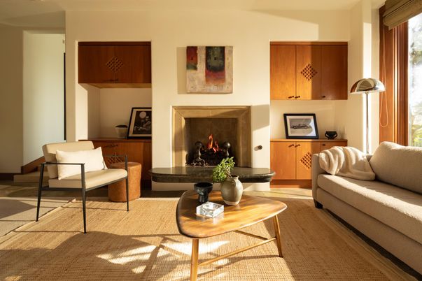 Fireplace, Interior, Living room