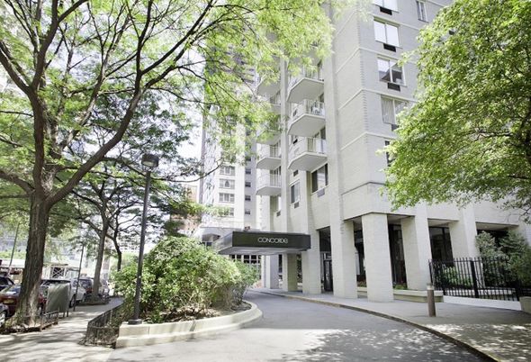 Exterior, Facade, Condo Building