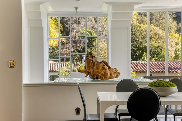 Dining room, Interior