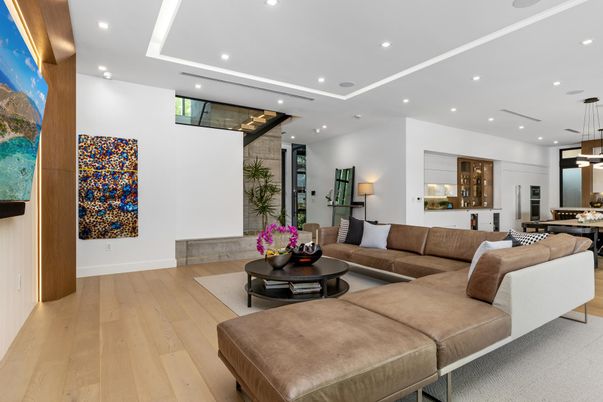 Interior, Kitchen, Living room, Pendant Lights, Recessed Lighting, Wood Texture Flooring