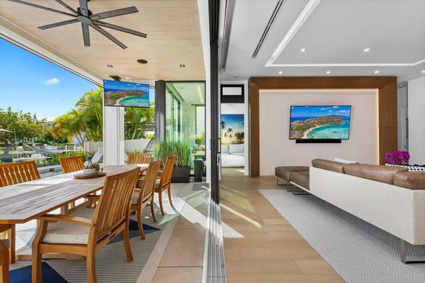 Dining room, Interior, Living room, Recessed Lighting, Wood Texture Flooring