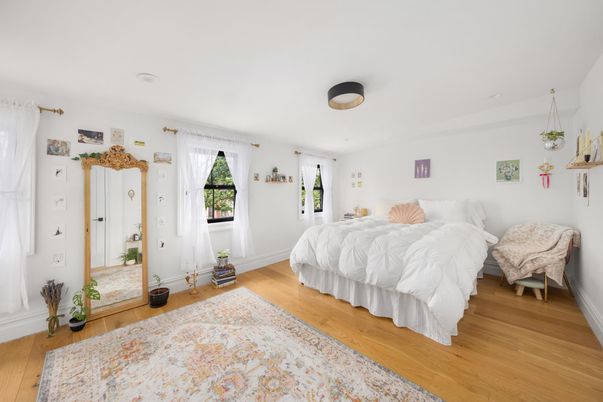 Bedroom, Interior, Pendant Lights, Wood Texture Flooring