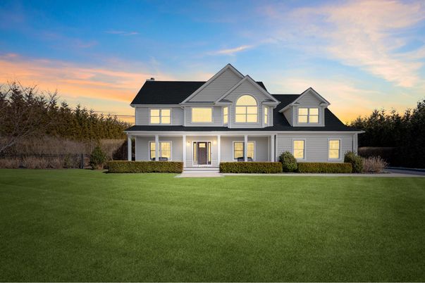 Exterior, Facade, Farmhouse