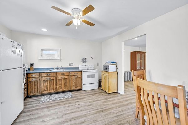 Interior, Kitchen, Recessed Lighting, Wood Texture Flooring