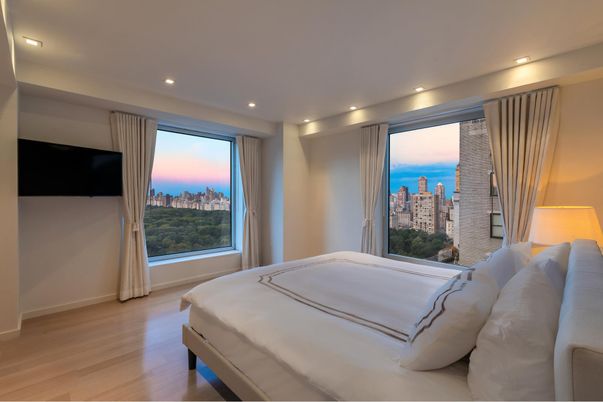 Bedroom, Interior, Recessed Lighting, Water, Wood Texture Flooring