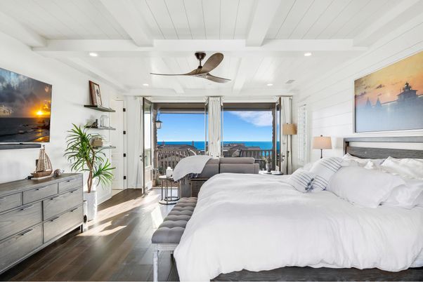 Bedroom, Interior, Recessed Lighting, Water, Wood Texture Flooring