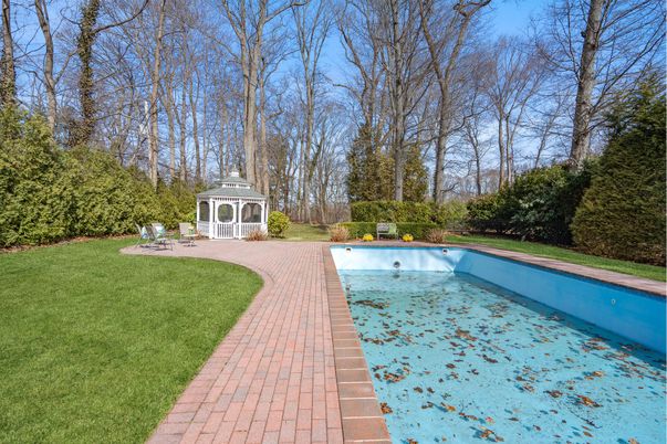Backyard, Exterior, Pool