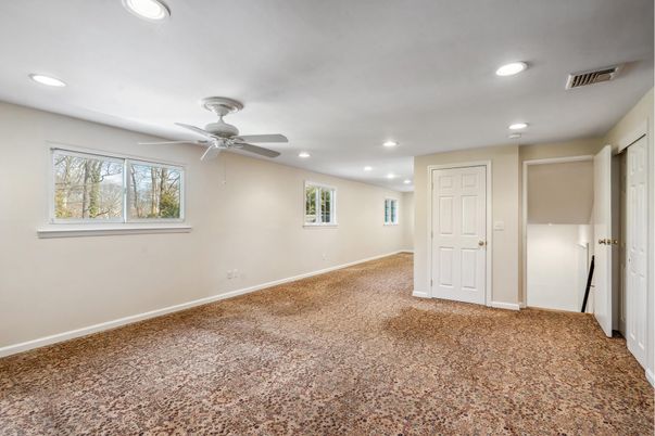 Empty room, Interior, Recessed Lighting