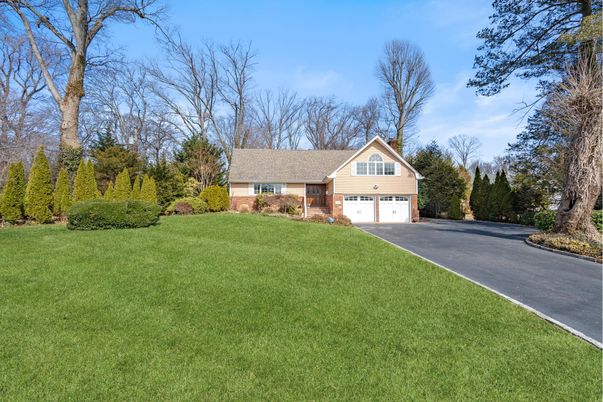Attached, Exterior, Facade, Brick Facade, Ranch