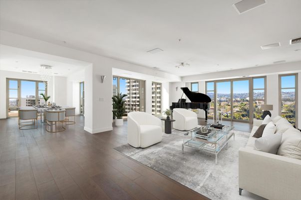 Chandelier, Dining room, Interior, Living room, Piano, Recessed Lighting, Wood Texture Flooring