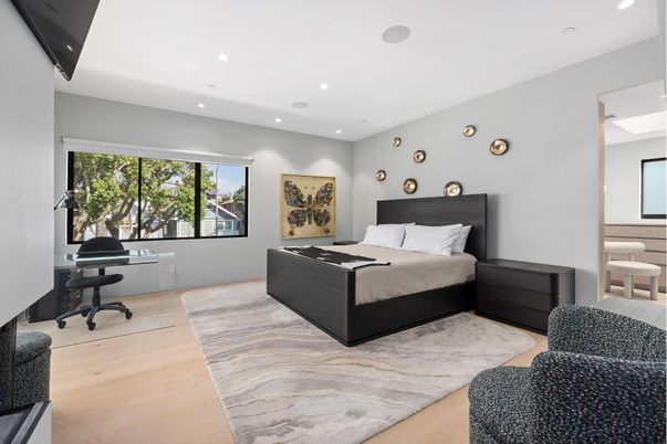 Bedroom, Home Office, Interior, Recessed Lighting, Wood Texture Flooring