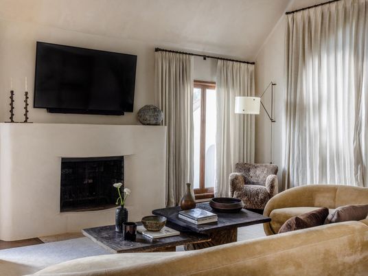 Fireplace, Interior, Living room