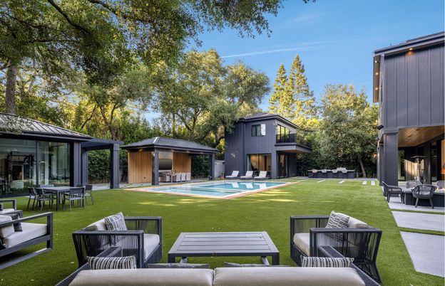 Backyard, Exterior, Pool