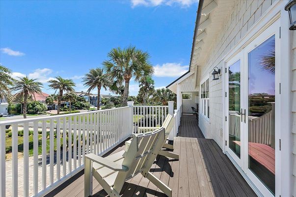 Exterior, Wood Texture Flooring