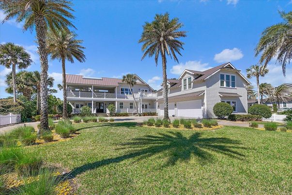Attached, Backyard, Exterior, Facade, Farmhouse