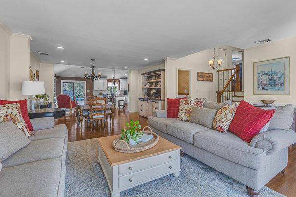 Chandelier, Dining room, Interior, Kitchen, Living room, Pendant Lights, Recessed Lighting, Wood Texture Flooring