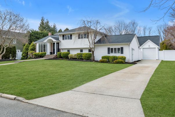 Detached Garage, Exterior, Facade, Split Level