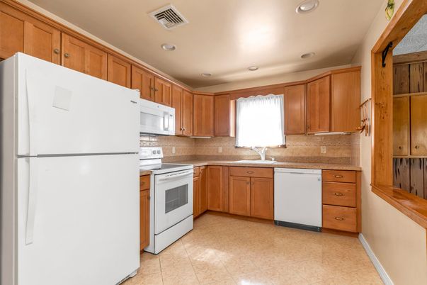 Interior, Kitchen, Recessed Lighting