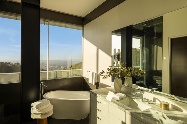 Bathroom, Free Standing Baths, Interior