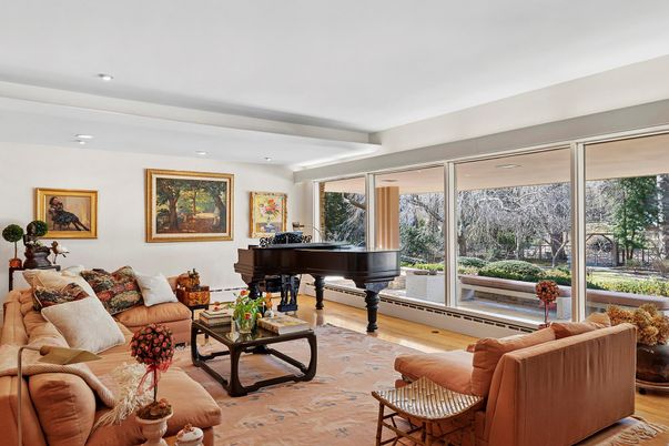 Interior, Living room, Piano, Recessed Lighting, Wood Texture Flooring
