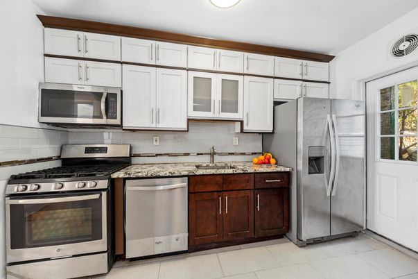 Interior, Kitchen, Stainless Steel Appliances
