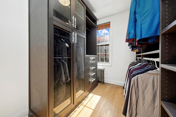 Interior, Walk-in Closets, Wood Texture Flooring