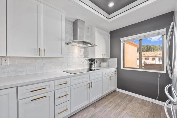 Interior, Kitchen, Recessed Lighting, Wood Texture Flooring