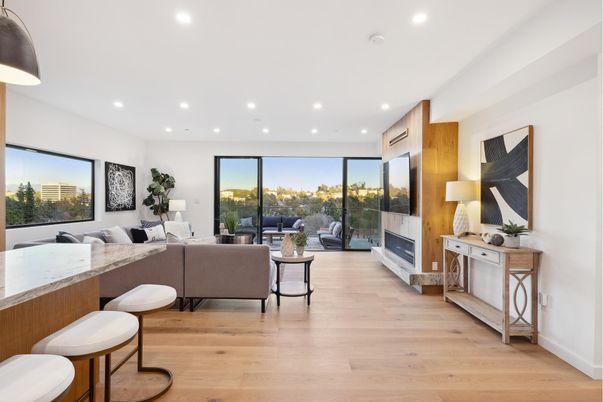 Fireplace, Interior, Living room, Recessed Lighting, Wood Texture Flooring