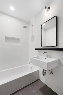 Bathroom, Interior, Recessed Lighting