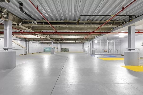 Garage, Interior