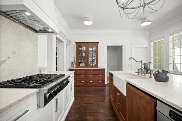 Interior, Kitchen, Pendant Lights, Wood Texture Flooring