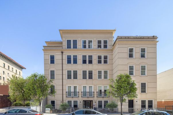 Exterior, Facade, Condo Building