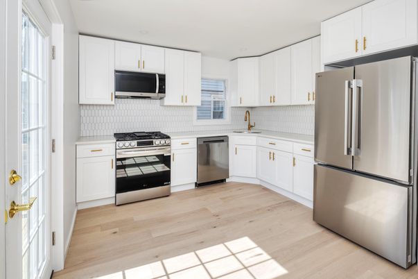 Interior, Kitchen, Stainless Steel Appliances, Wood Texture Flooring