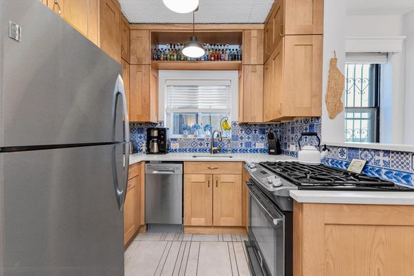 Interior, Kitchen, Pendant Lights, Stainless Steel Appliances
