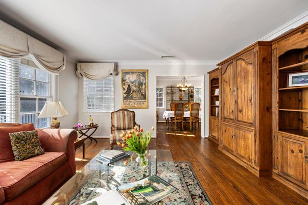 Chandelier, Dining room, Interior, Living room, Wood Texture Flooring