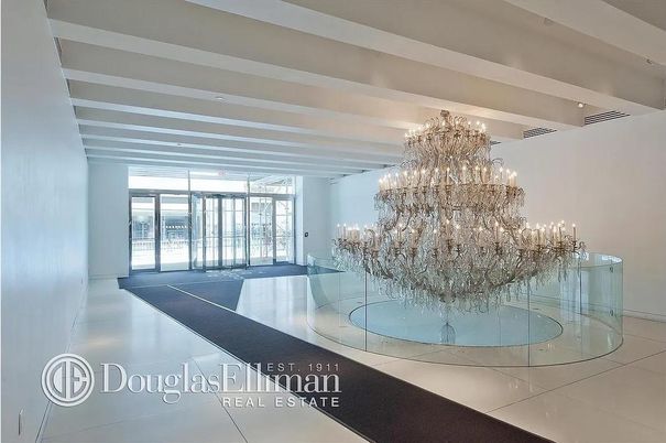 Chandelier, Interior