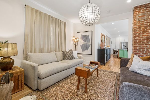 Interior, Living room, Pendant Lights, Recessed Lighting, Stone Walls, Wood Texture Flooring