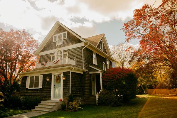 Exterior, Facade, Queen Anne Victorian